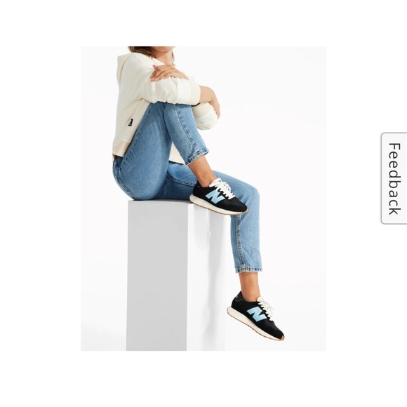 Size 9 women’s new balance - Picture 4 of 4